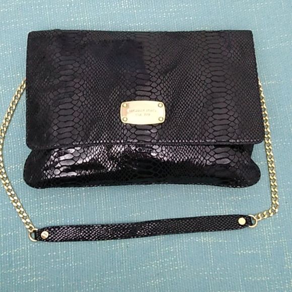 Michael Kors Handbags - Michael Kors Purse/Clutch